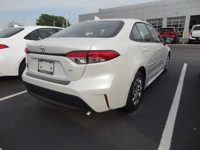 Certified 2025 Toyota Corolla LE FWD image 6