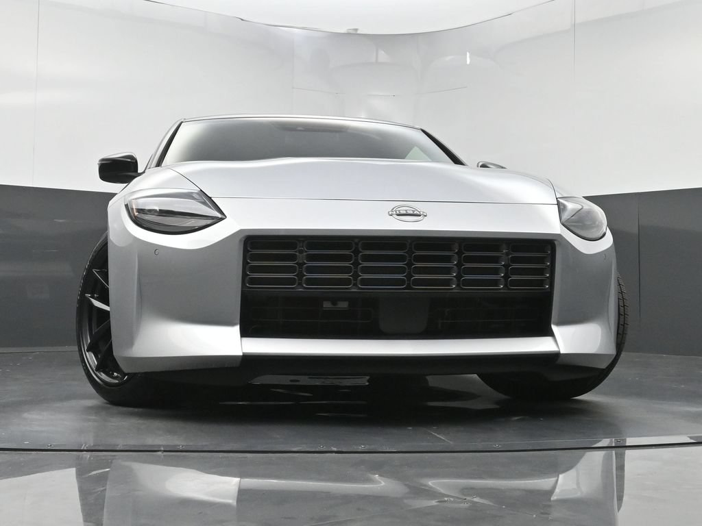 Used 2025 Nissan Z Performance w/ Floor Mat Package RWD image 24