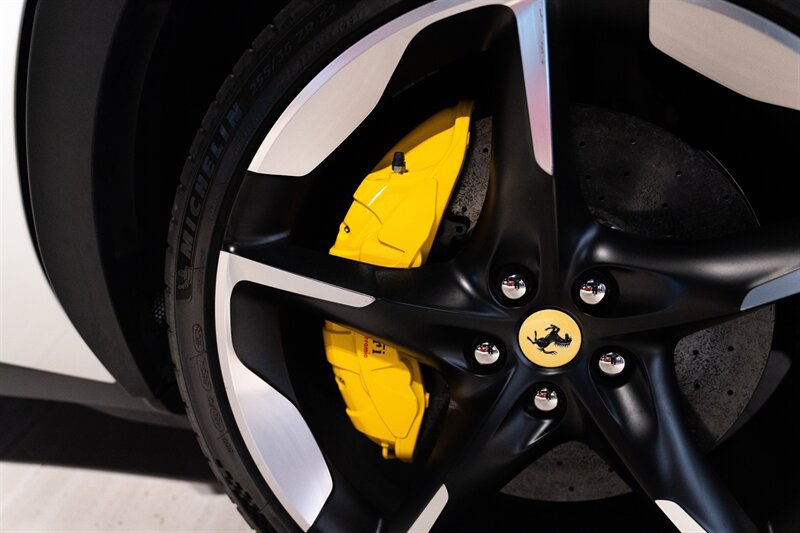 Used 2026 Ferrari Purosangue AWD/4WD image 33