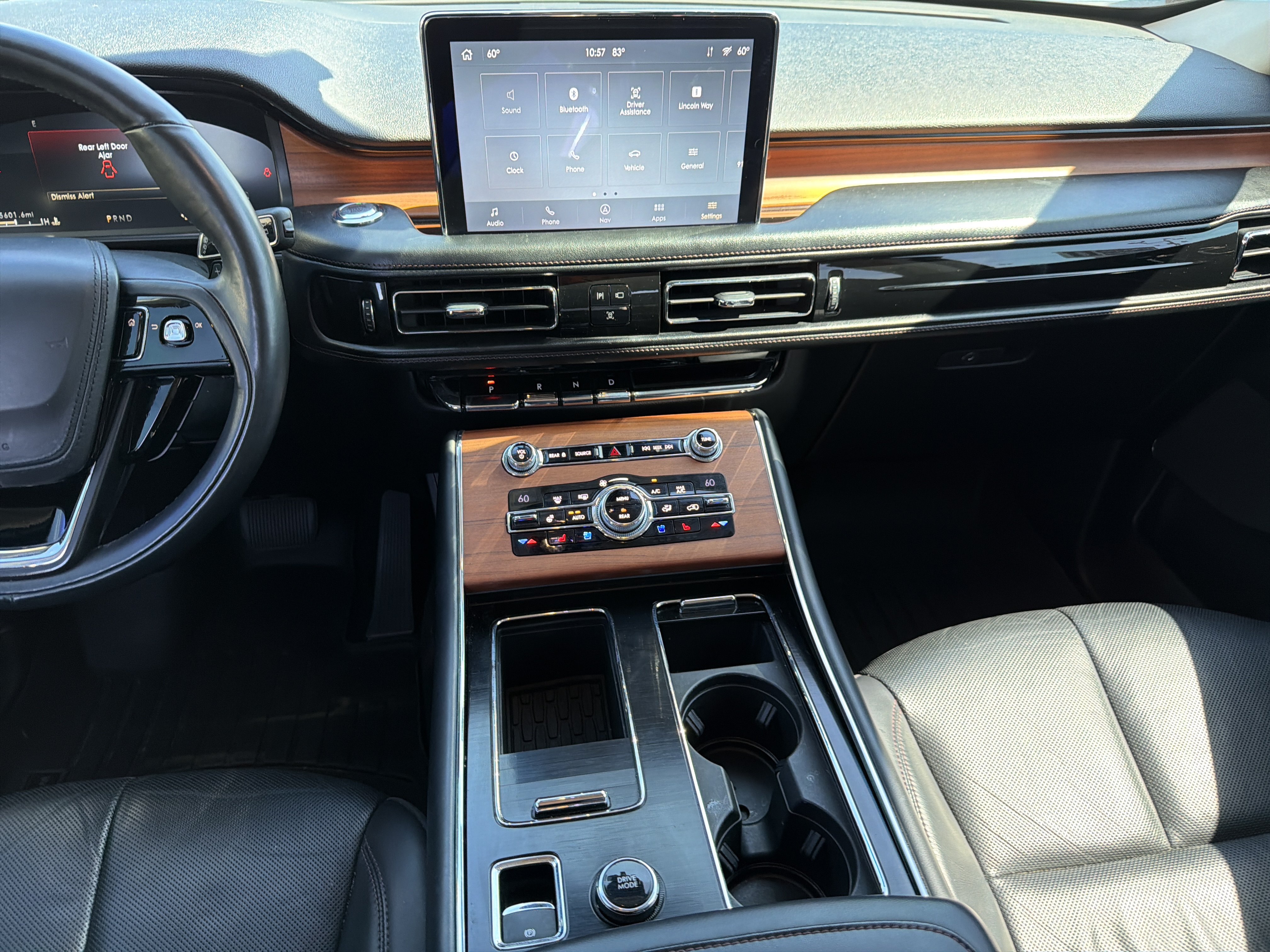 Certified 2020 Lincoln Aviator Reserve w/ Elements Package Plus RWD image 21