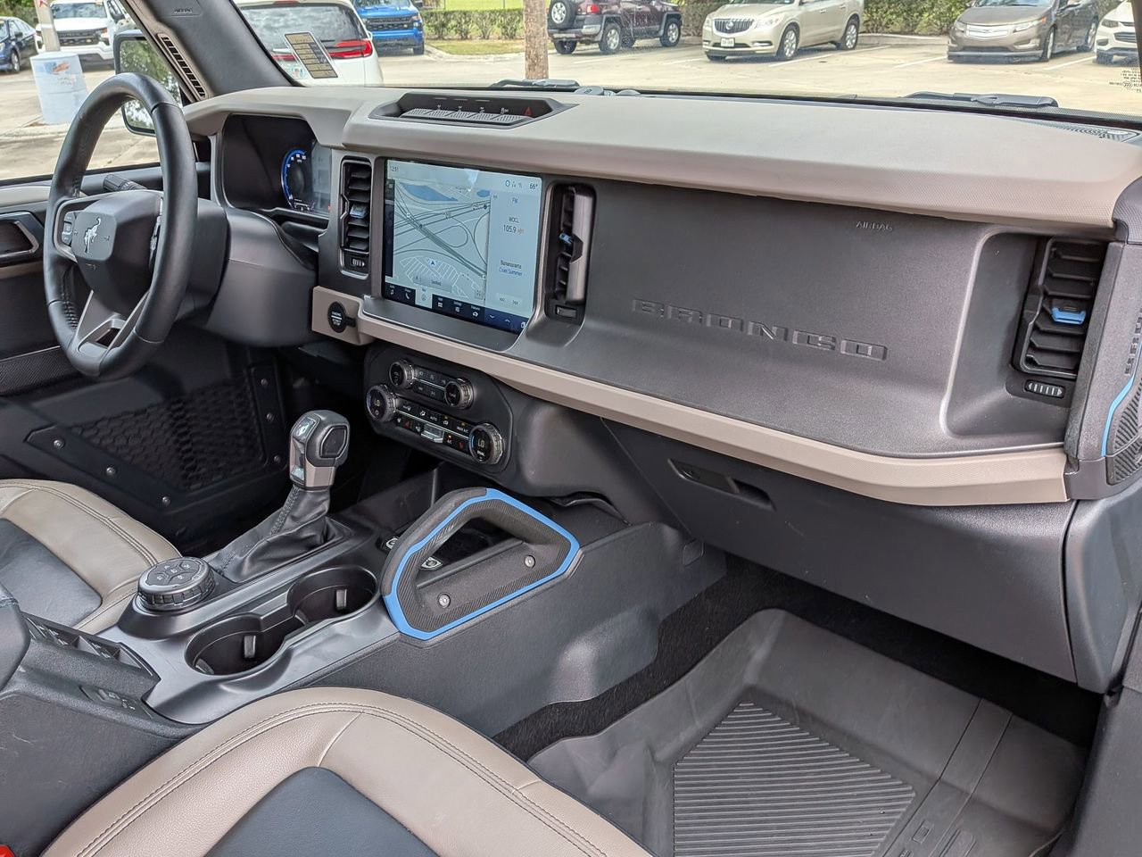 Used 2024 Ford Bronco Wildtrak AWD/4WD image 27