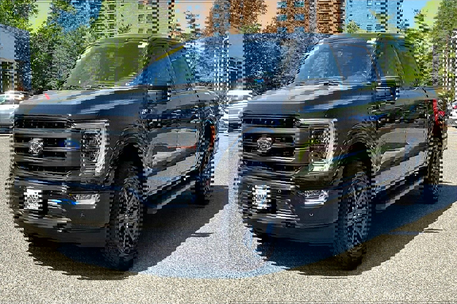 Used 2023 Ford F150 Lariat w/ Equipment Group 502A High image 1