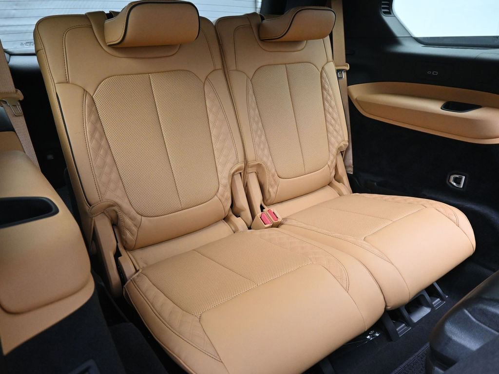 Used 2024 Jeep Grand Cherokee L Summit w/ Advanced Protech Group IV image 18