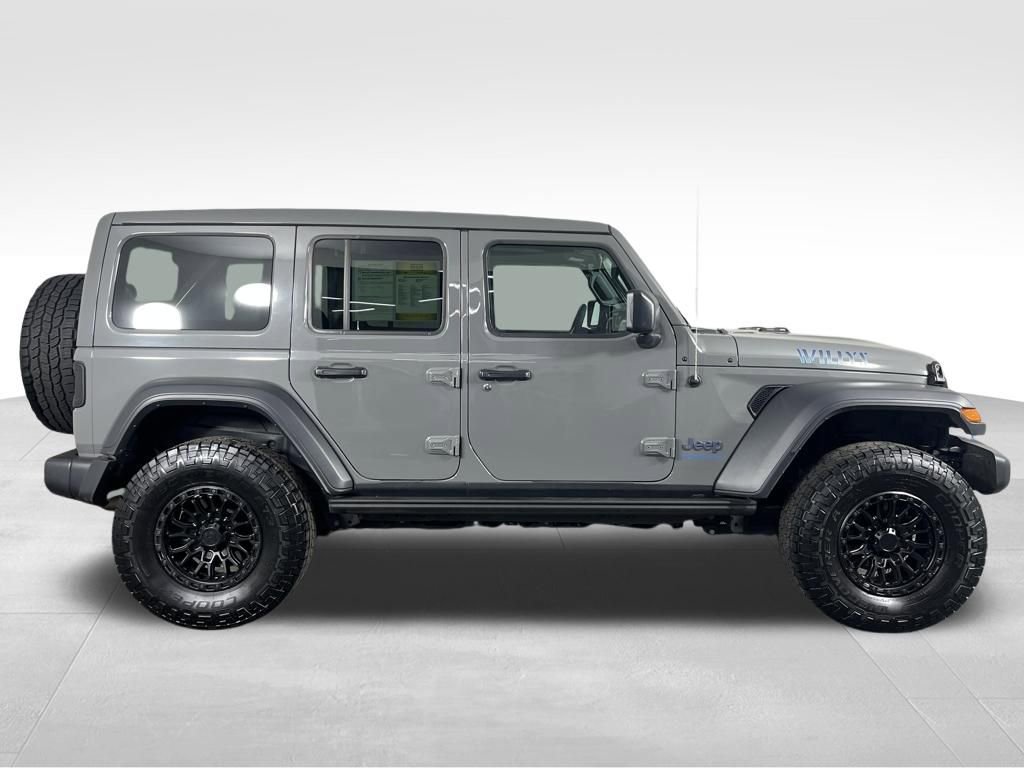 Used 2023 Jeep Wrangler Unlimited w/ Sun & Screen Package image 5