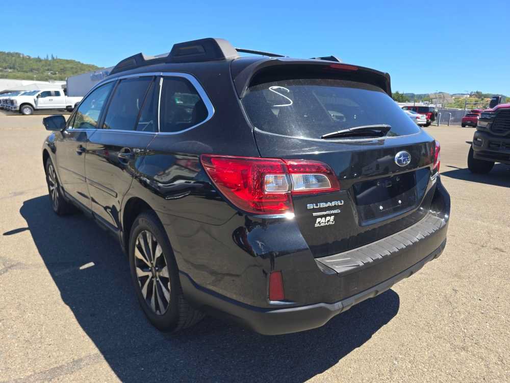 Used 2015 Subaru Outback 2.5i Limited AWD/4WD image 2