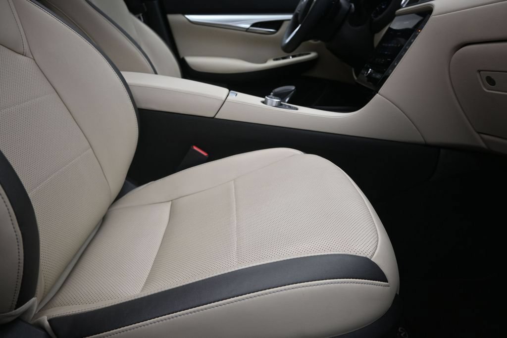 Certified 2022 INFINITI QX50 Essential AWD/4WD image 25