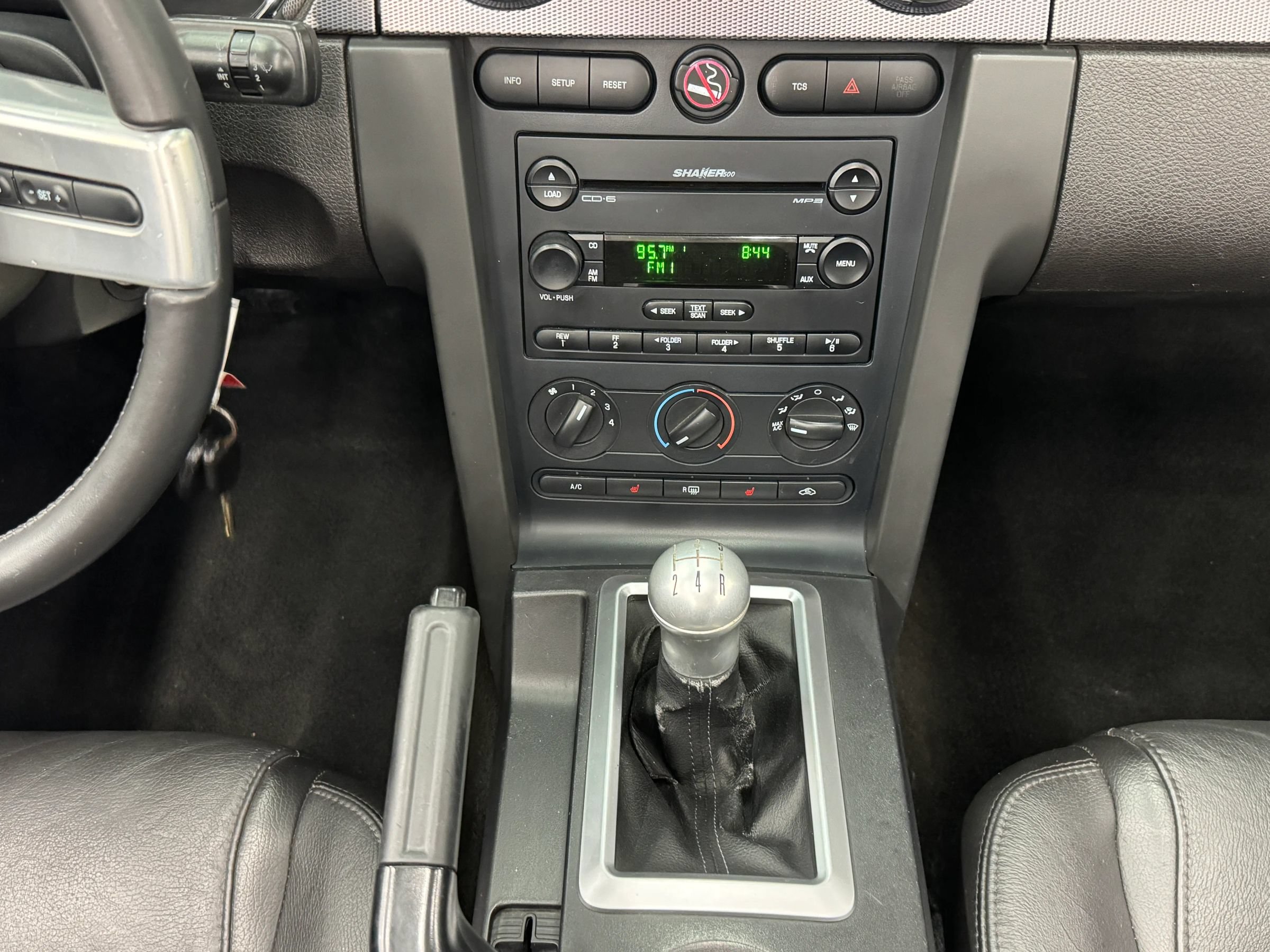 Used 2007 Ford Mustang GT Premium RWD image 25