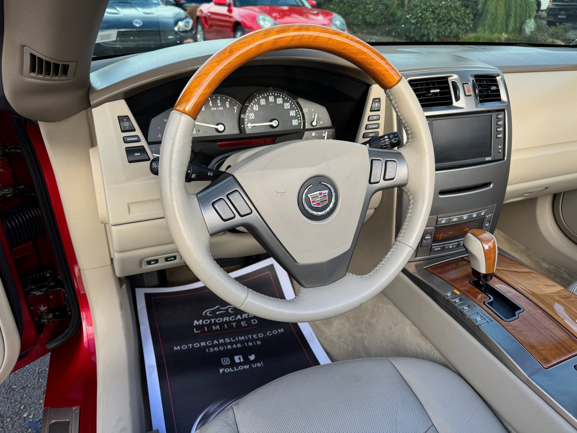 Used 2005 Cadillac XLR image 37