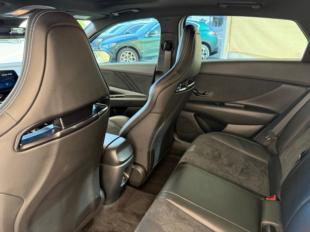 Used 2025 Hyundai Elantra N FWD image 17