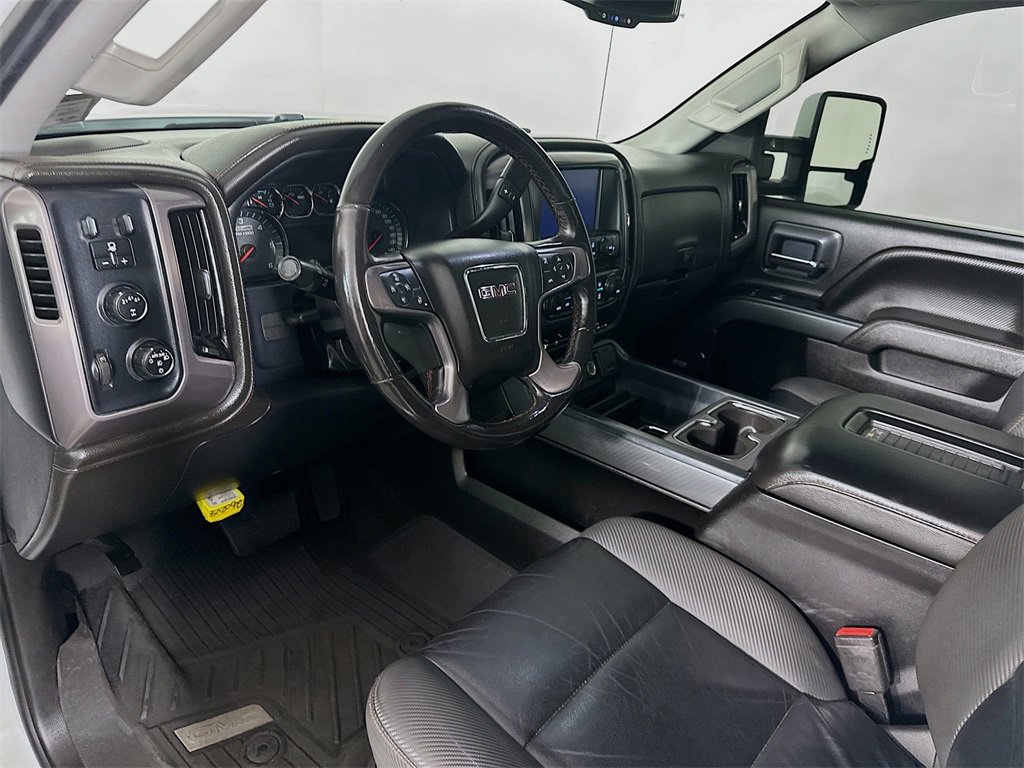 Used 2017 GMC Sierra 2500 SLT w/ All Terrain HD Package image 30