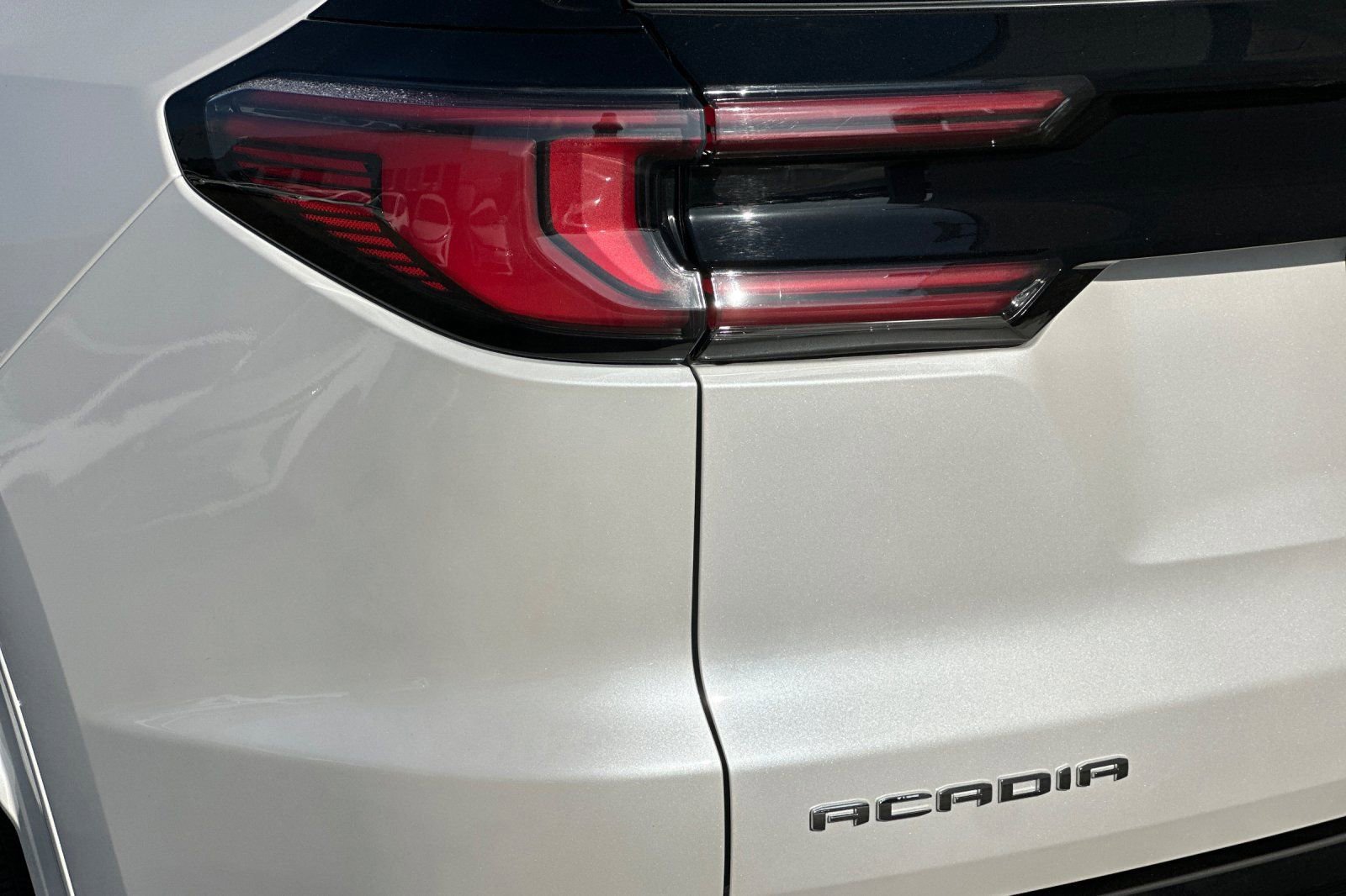 Certified 2025 GMC Acadia Denali w/ Super Cruise Package image 40