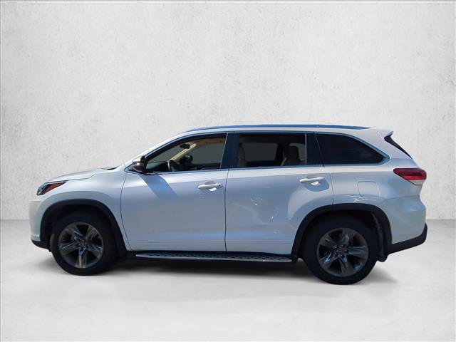 Used 2017 Toyota Highlander Limited Platinum image 8