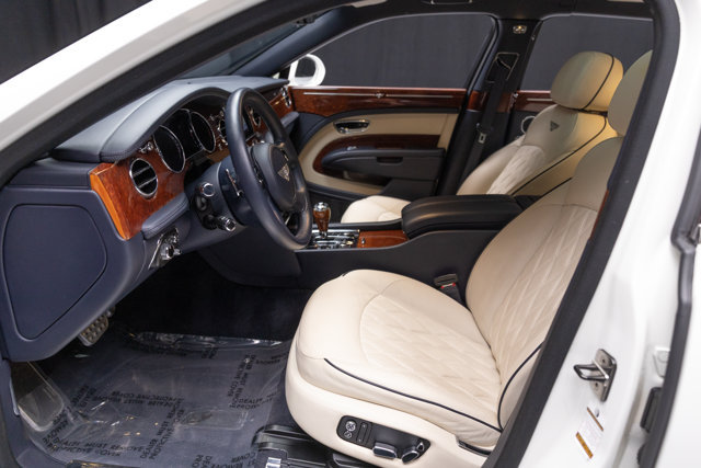 Used 2017 Bentley Mulsanne RWD image 52
