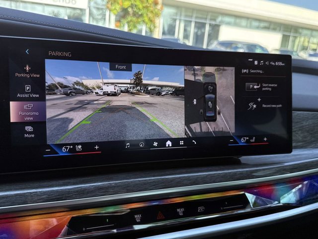 Used 2023 BMW i7 xDrive60 AWD/4WD image 24