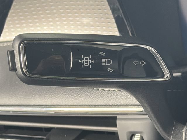 Used 2026 Lincoln Corsair Reserve FWD image 16