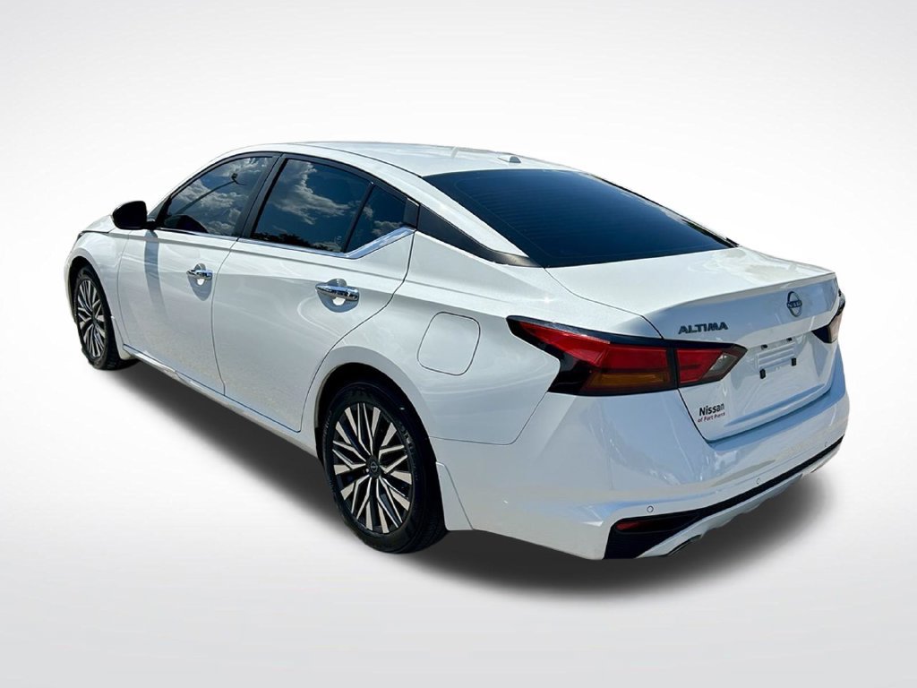 Certified 2024 Nissan Altima 2.5 SV w/ SV Premium Package FWD image 8