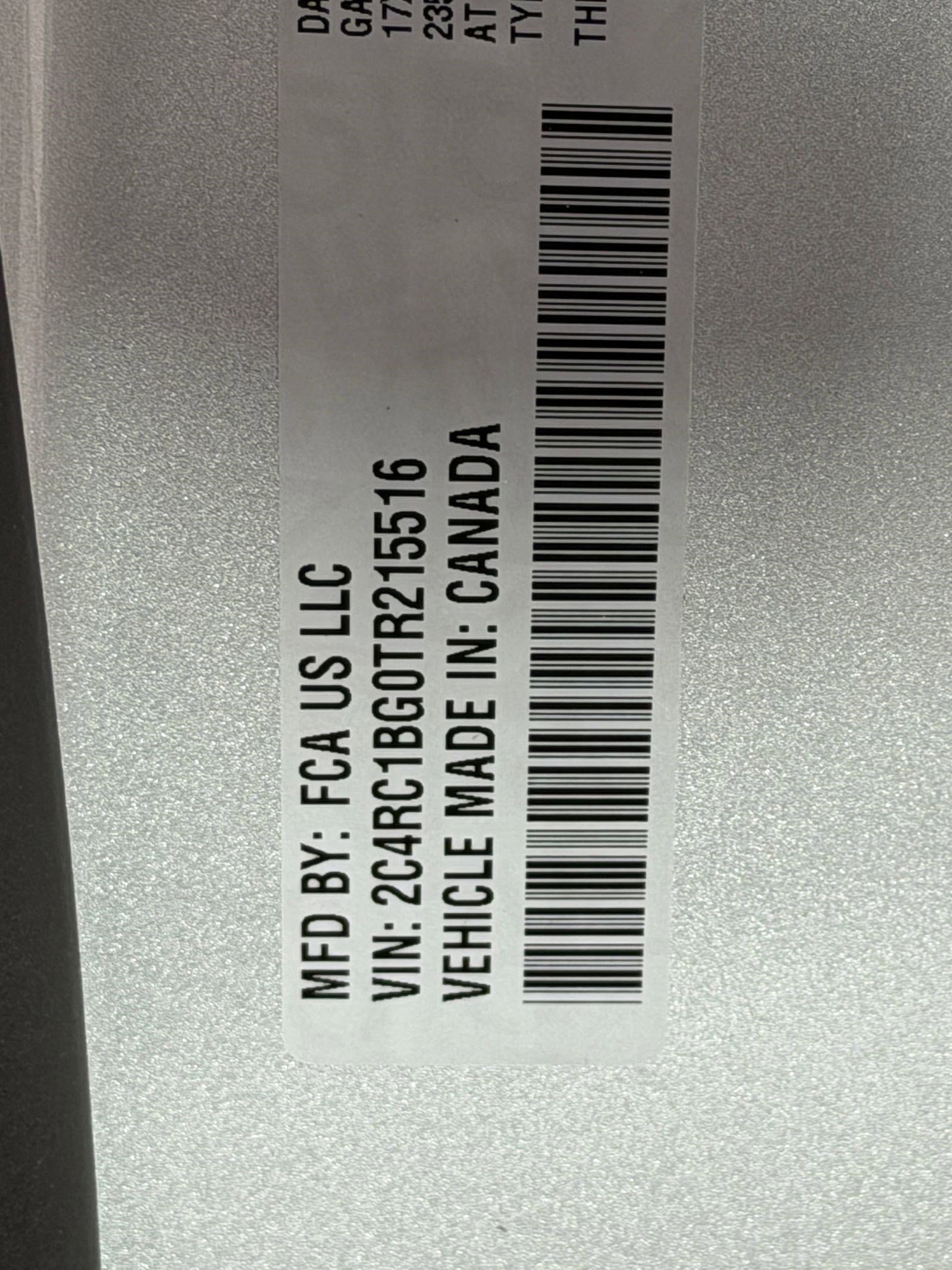 Used 2026 Chrysler Pacifica Select image 19