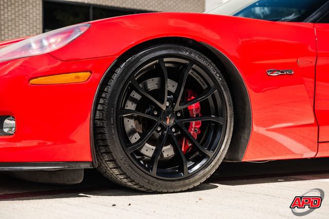 Used 2013 Chevrolet Corvette Z06 w/ 3LZ Preferred Equipment Group RWD image 59