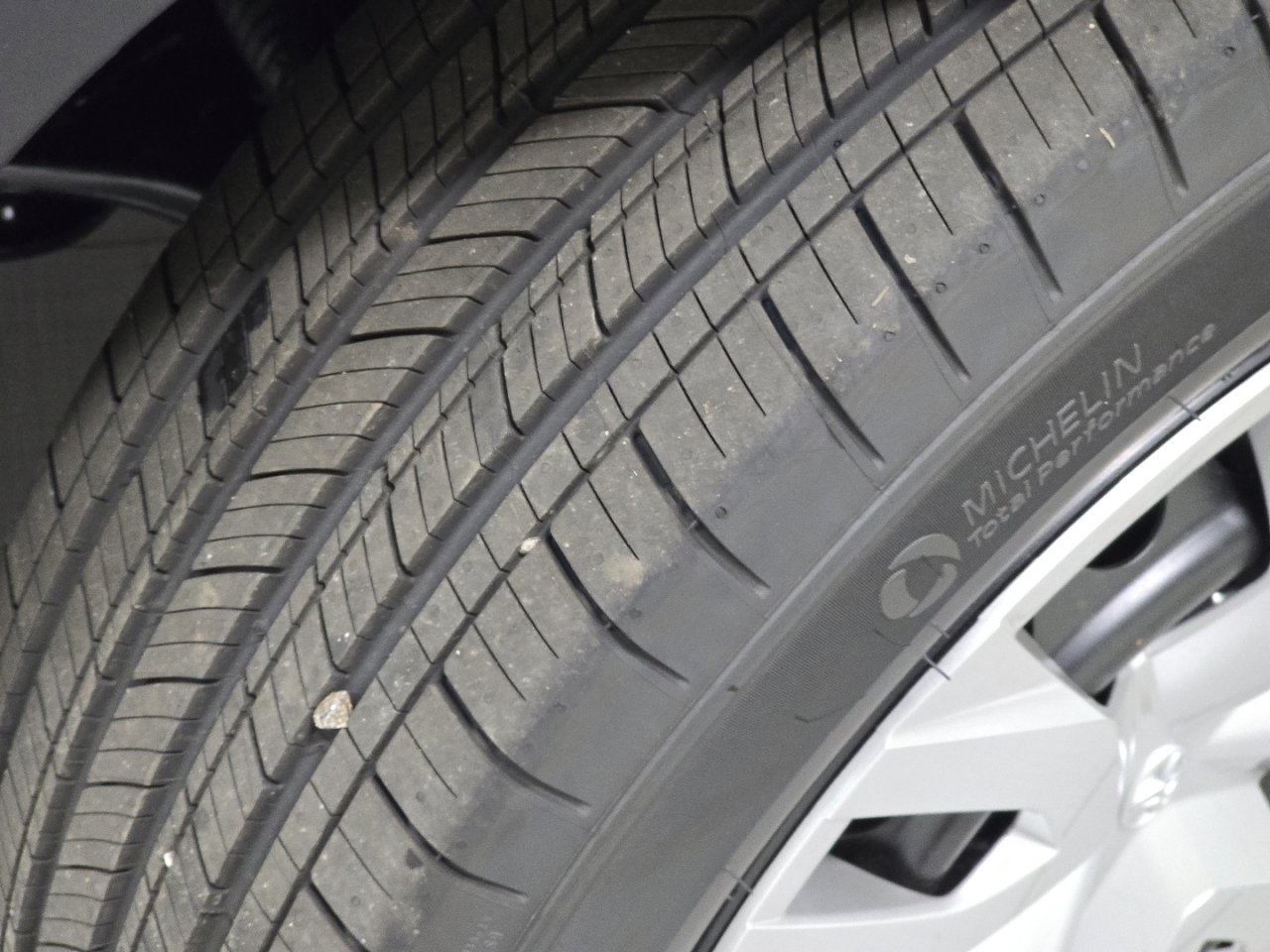 New 2026 Toyota Corolla Cross L image 9