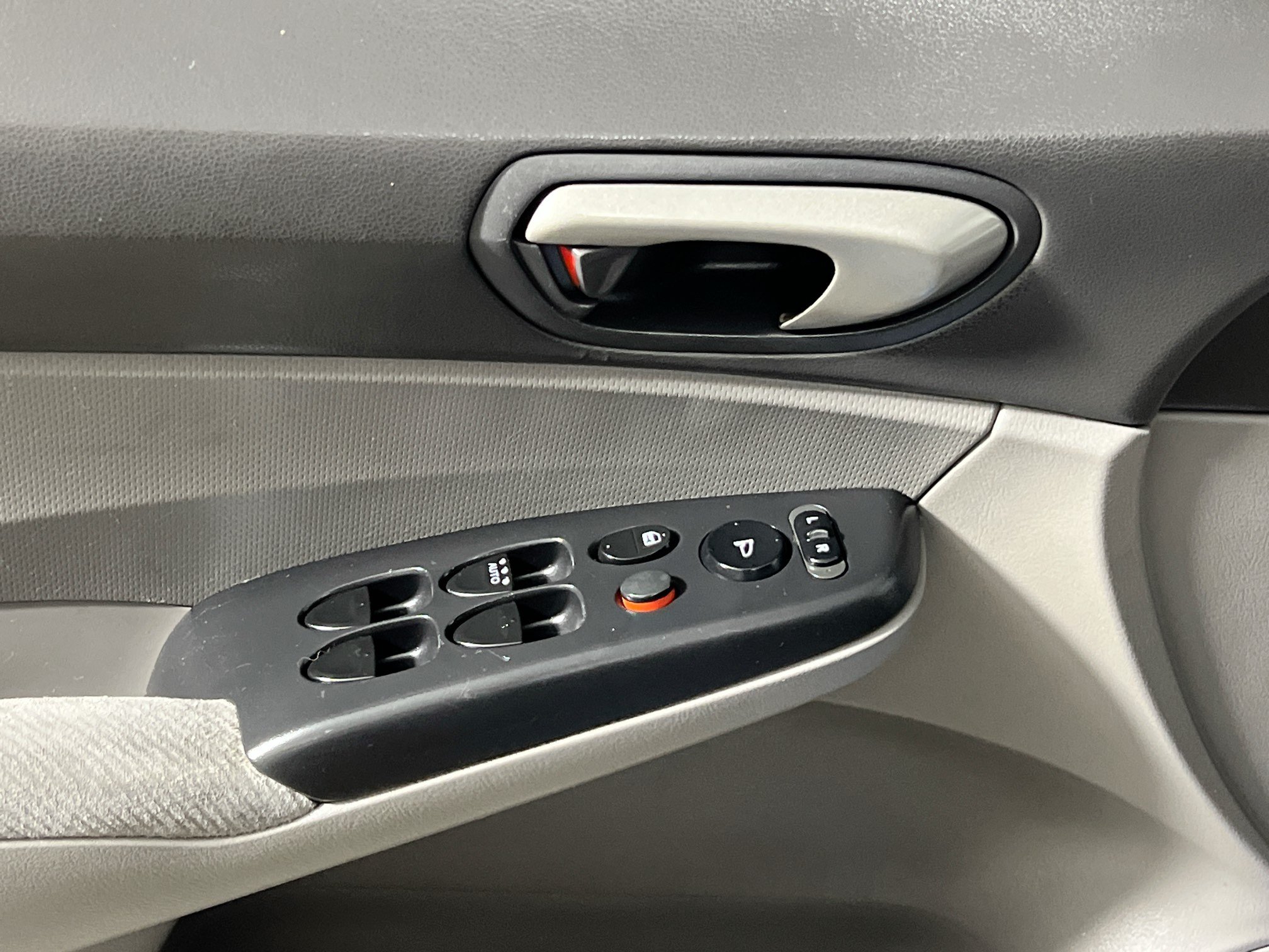 Used 2010 Honda Civic LX image 16