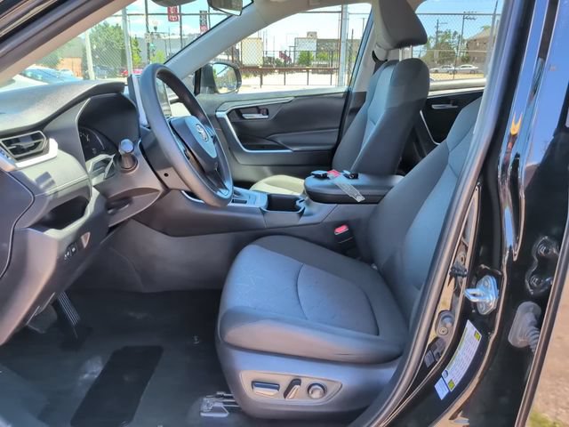 Certified 2025 Toyota RAV4 XLE AWD/4WD image 13