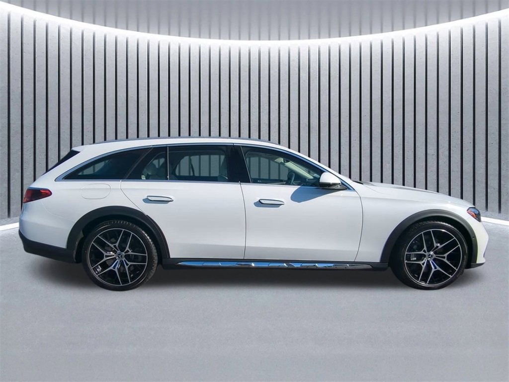Used 2025 Mercedes-Benz E 450 4MATIC All-Terrain Wagon image 4