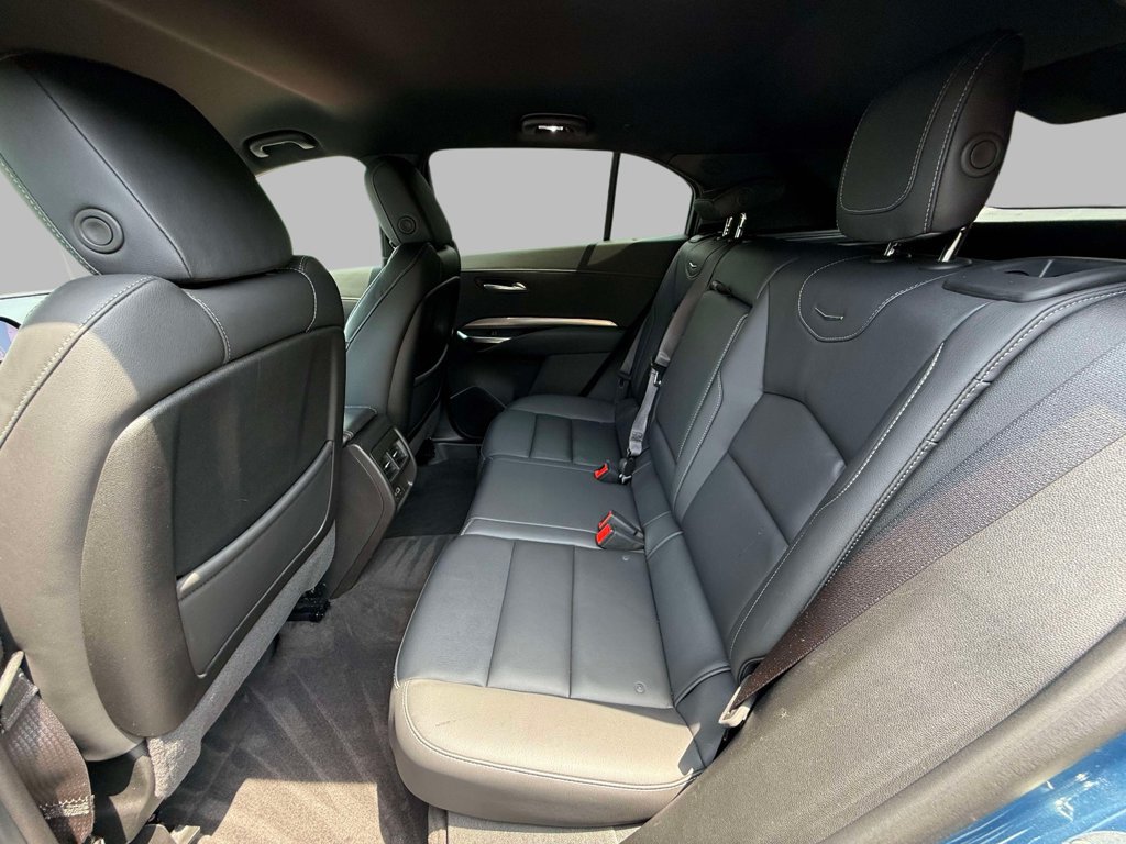 Used 2025 Cadillac XT4 Premium Luxury FWD image 19