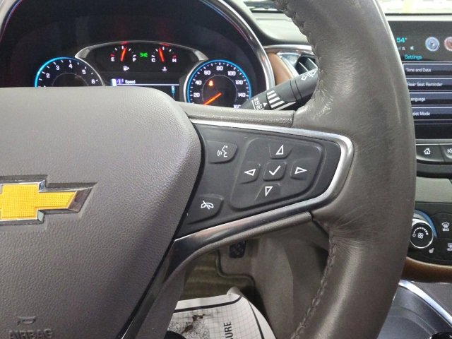 Used 2018 Chevrolet Malibu LT w/ Leather Package image 25