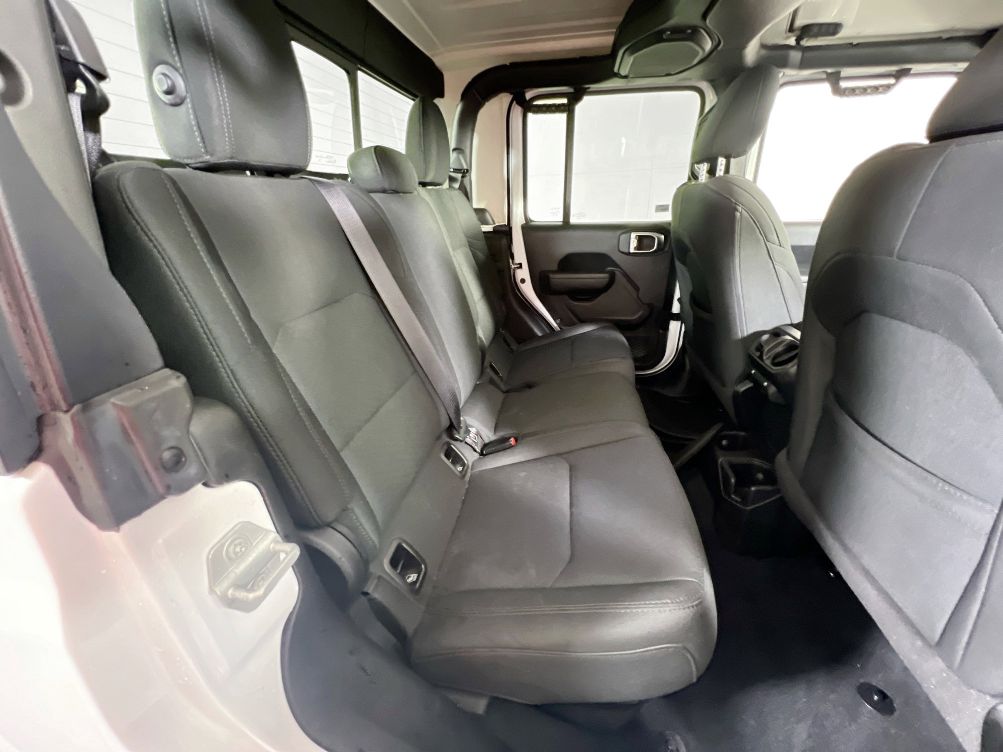 Used 2022 Jeep Gladiator Sport image 24