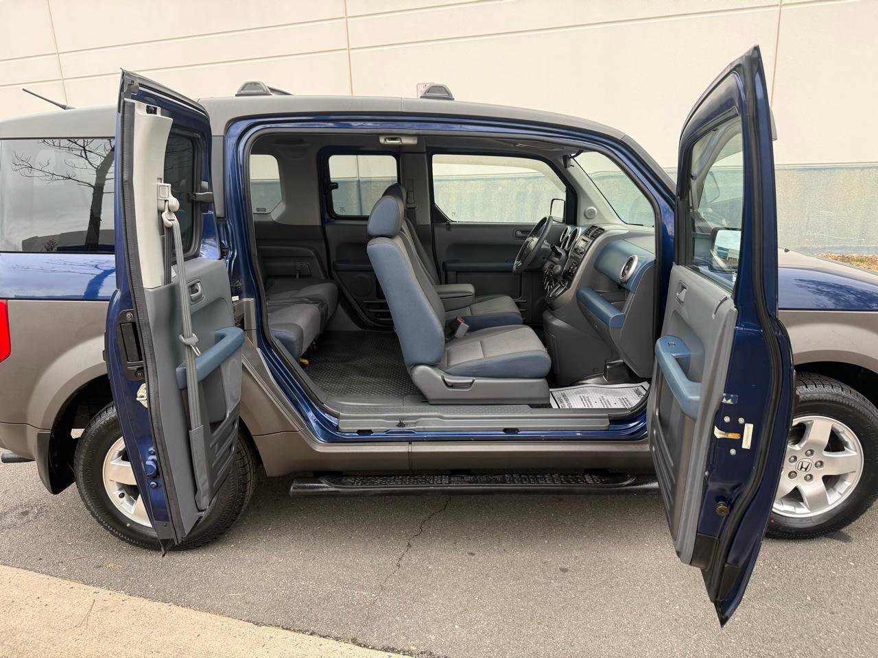 Used 2003 Honda Element EX image 23