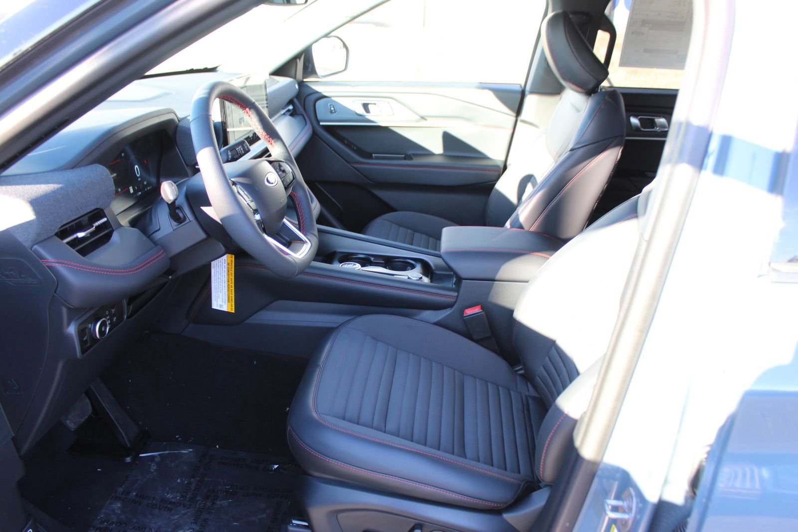 New 2026 Ford Explorer ST-Line w/ ST-Line Street Pack image 22