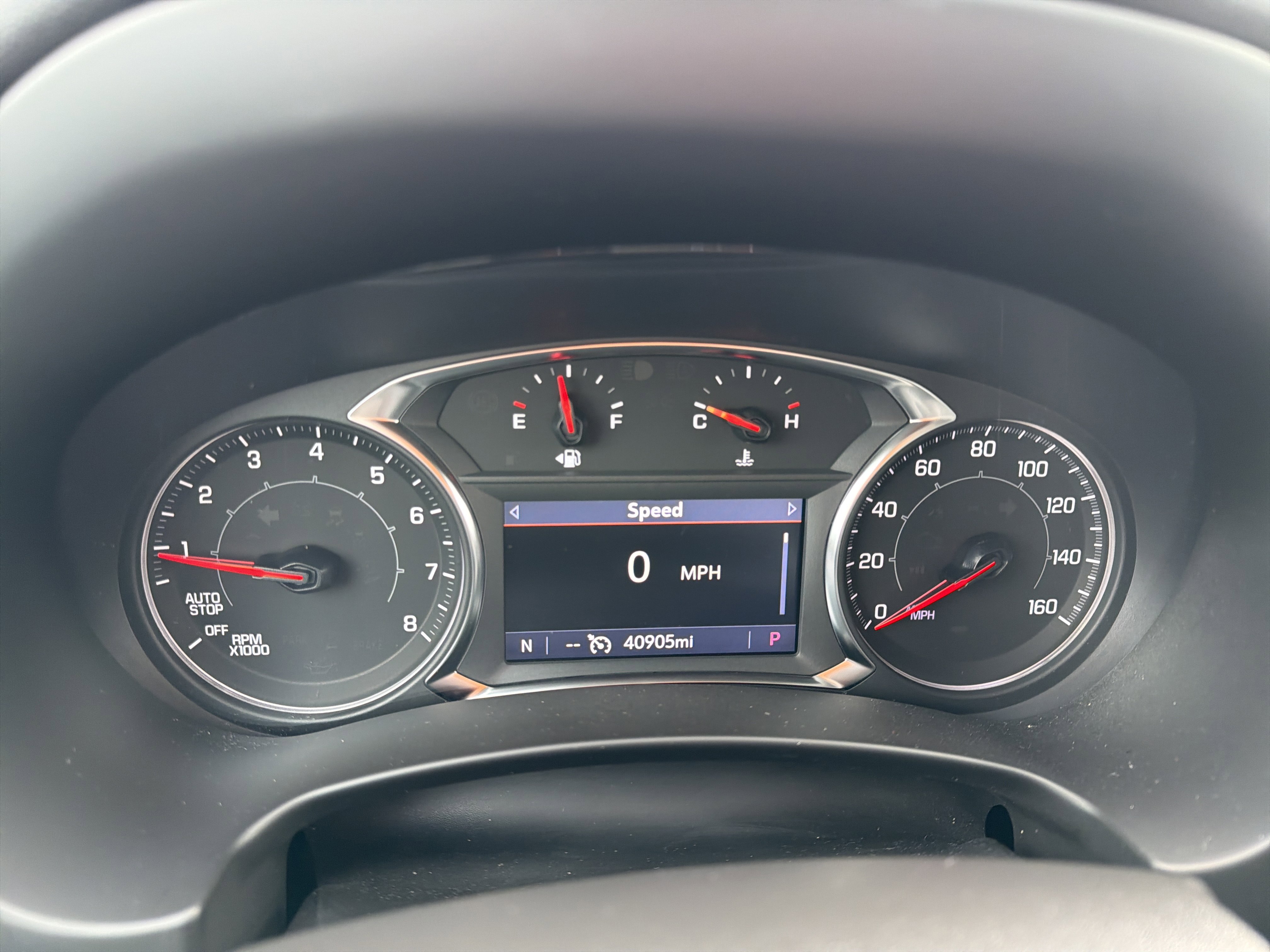 Used 2024 GMC Terrain SLT image 16