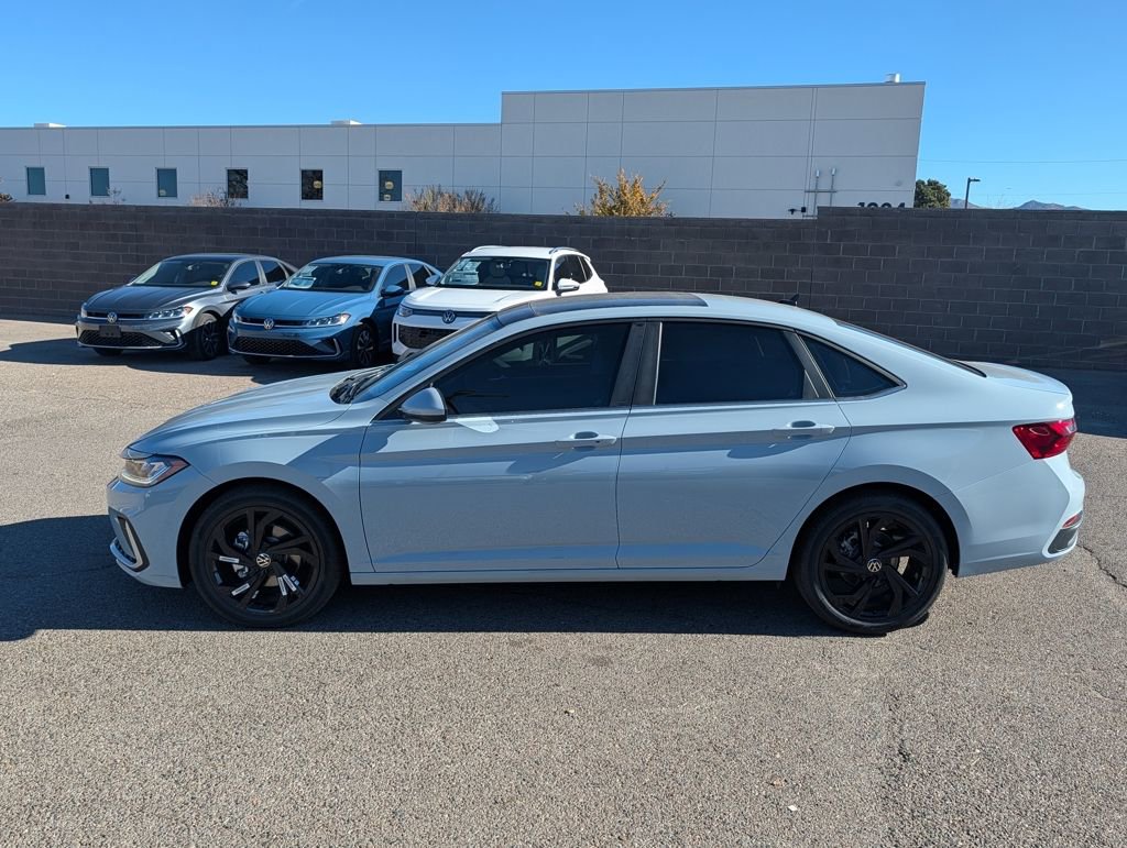 New 2026 Volkswagen Jetta SE image 7