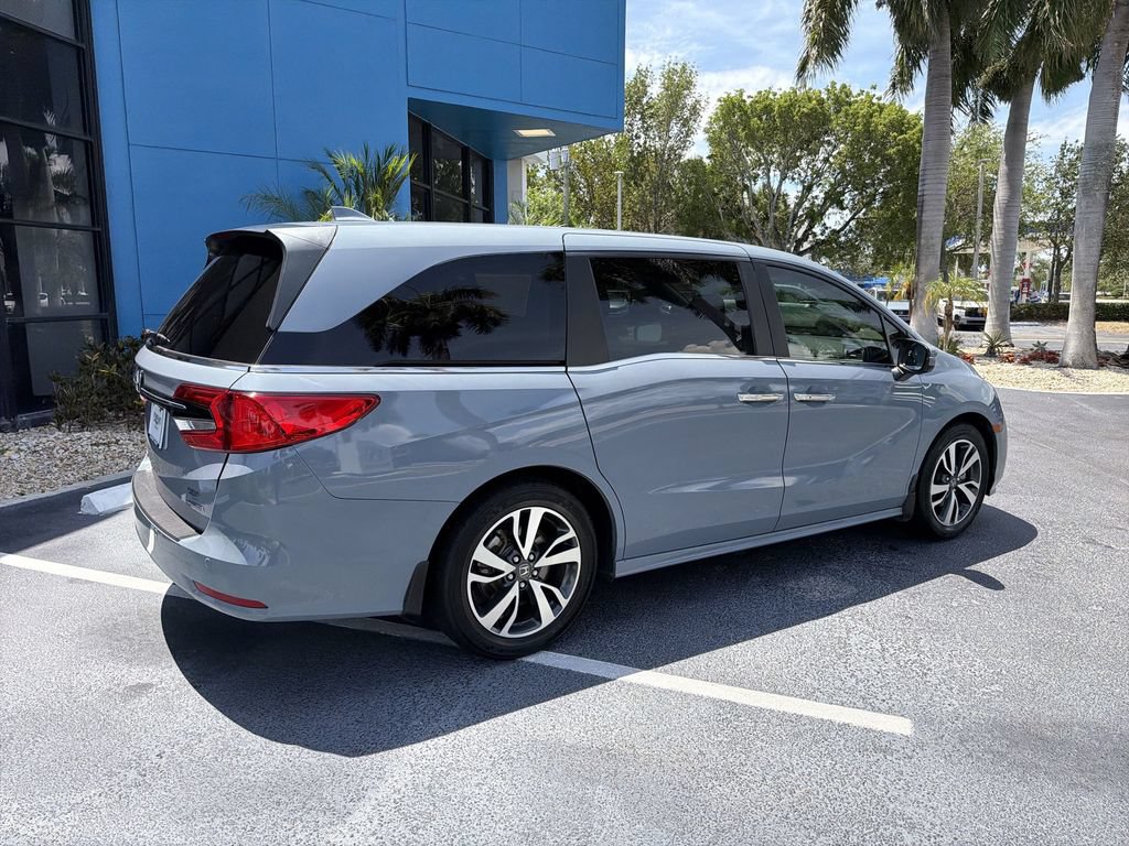 Certified 2024 Honda Odyssey Touring image 8