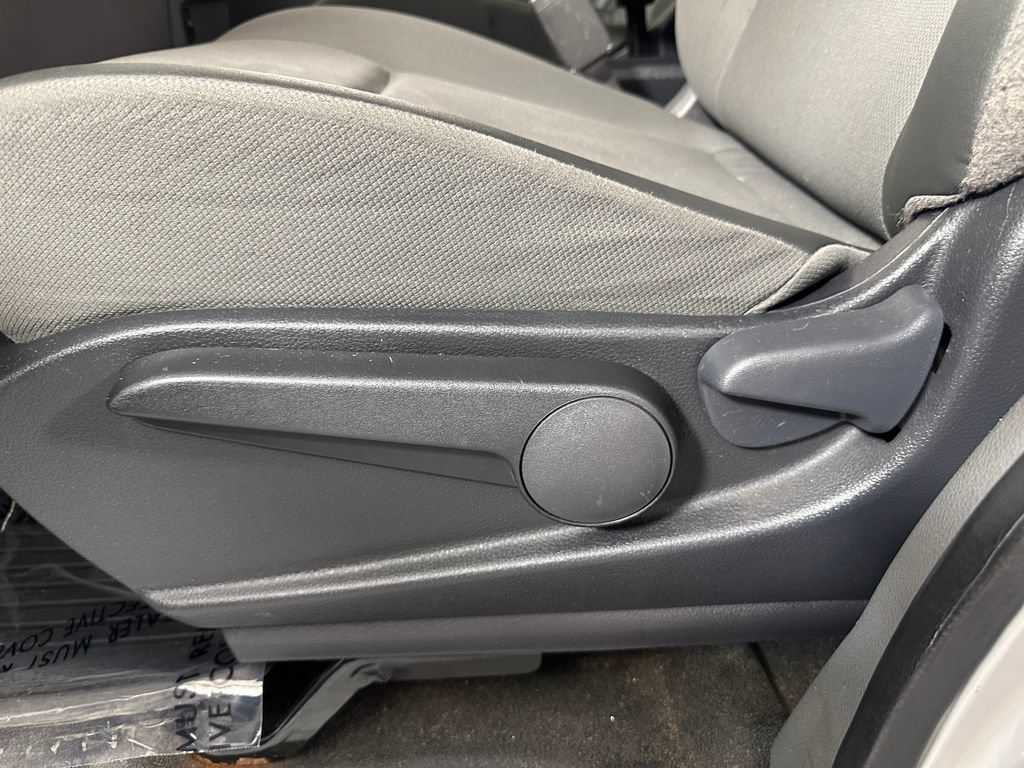Used 2017 Chevrolet City Express LT w/ Technology Package FWD image 16