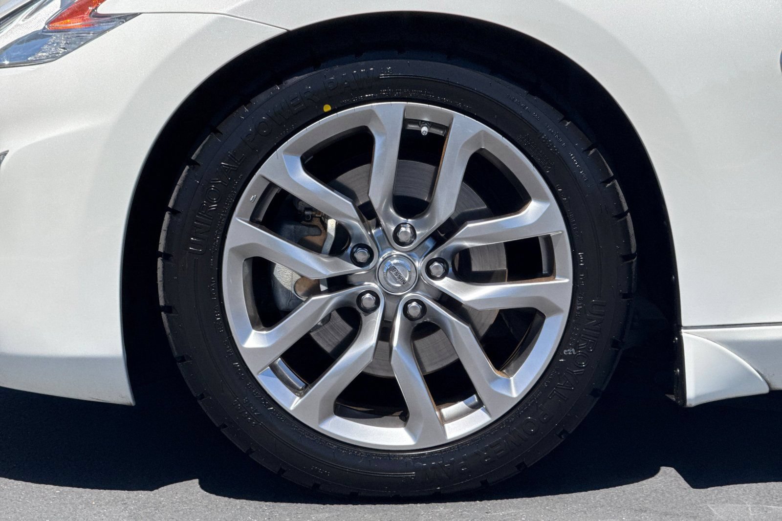 Used 2014 Nissan 370Z Touring RWD image 14