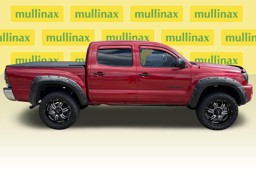 Used 2011 Toyota Tacoma PreRunner w/ SR5 Pkg #2 RWD image 2