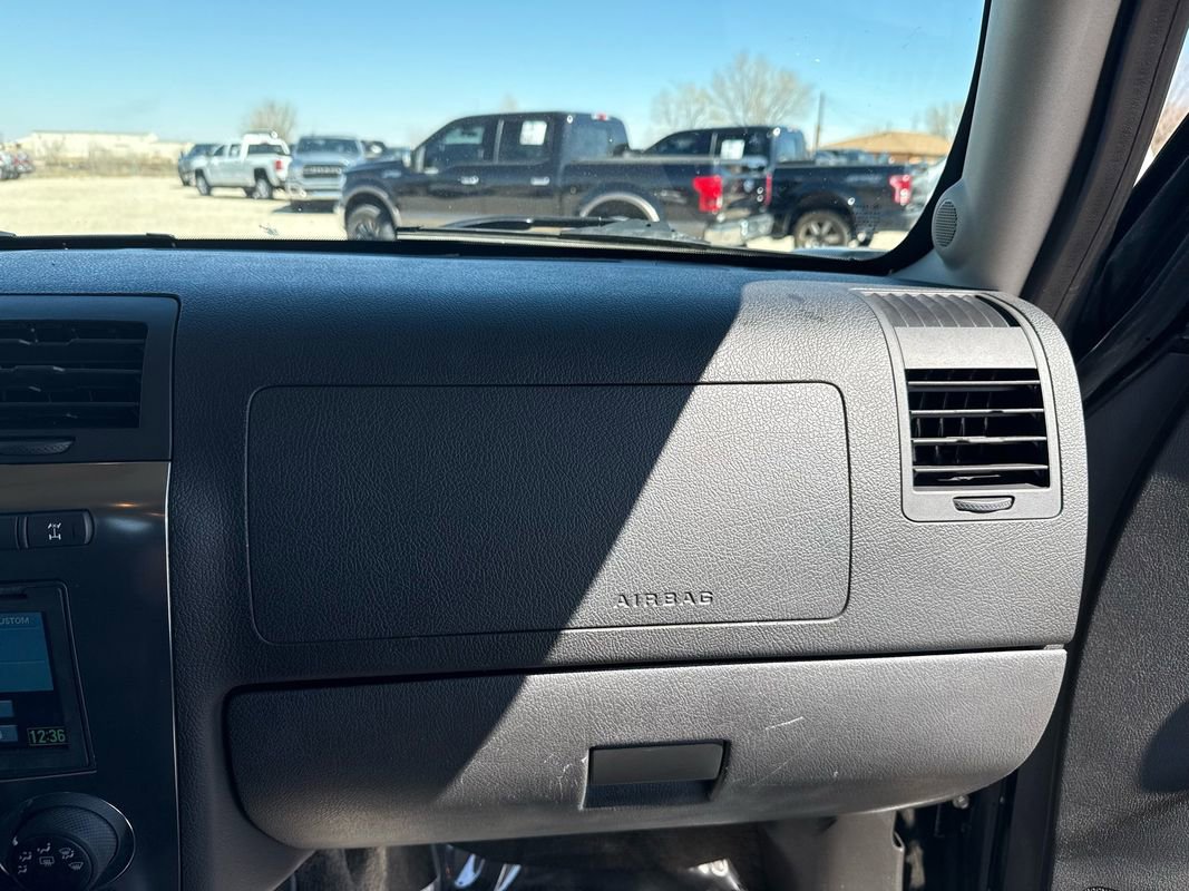 Used 2010 HUMMER H3 Alpha AWD/4WD image 19