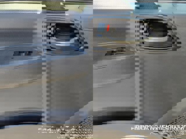 New 2024 Chevrolet Low Cab Forward image 19