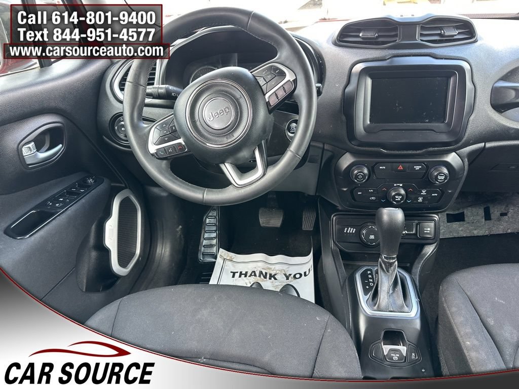 Used 2018 Jeep Renegade Latitude AWD/4WD image 11