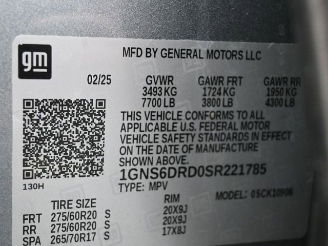 Used 2025 Chevrolet Suburban Z71 AWD/4WD image 28