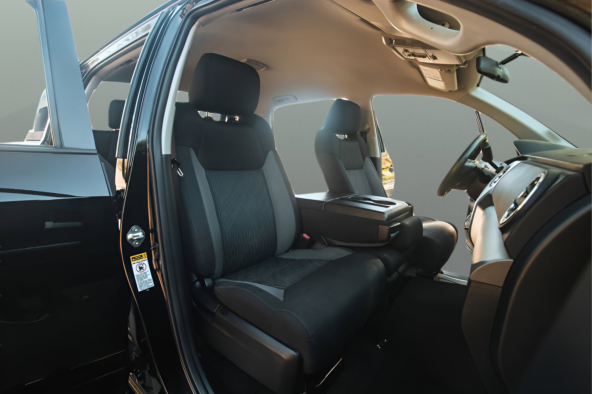 Used 2014 Toyota Tundra SR5 AWD/4WD image 16