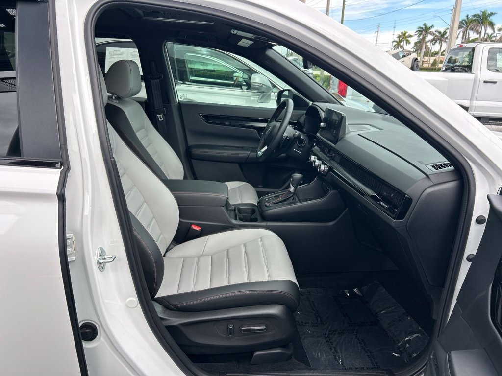 Used 2026 Honda CR-V Sport Touring image 40