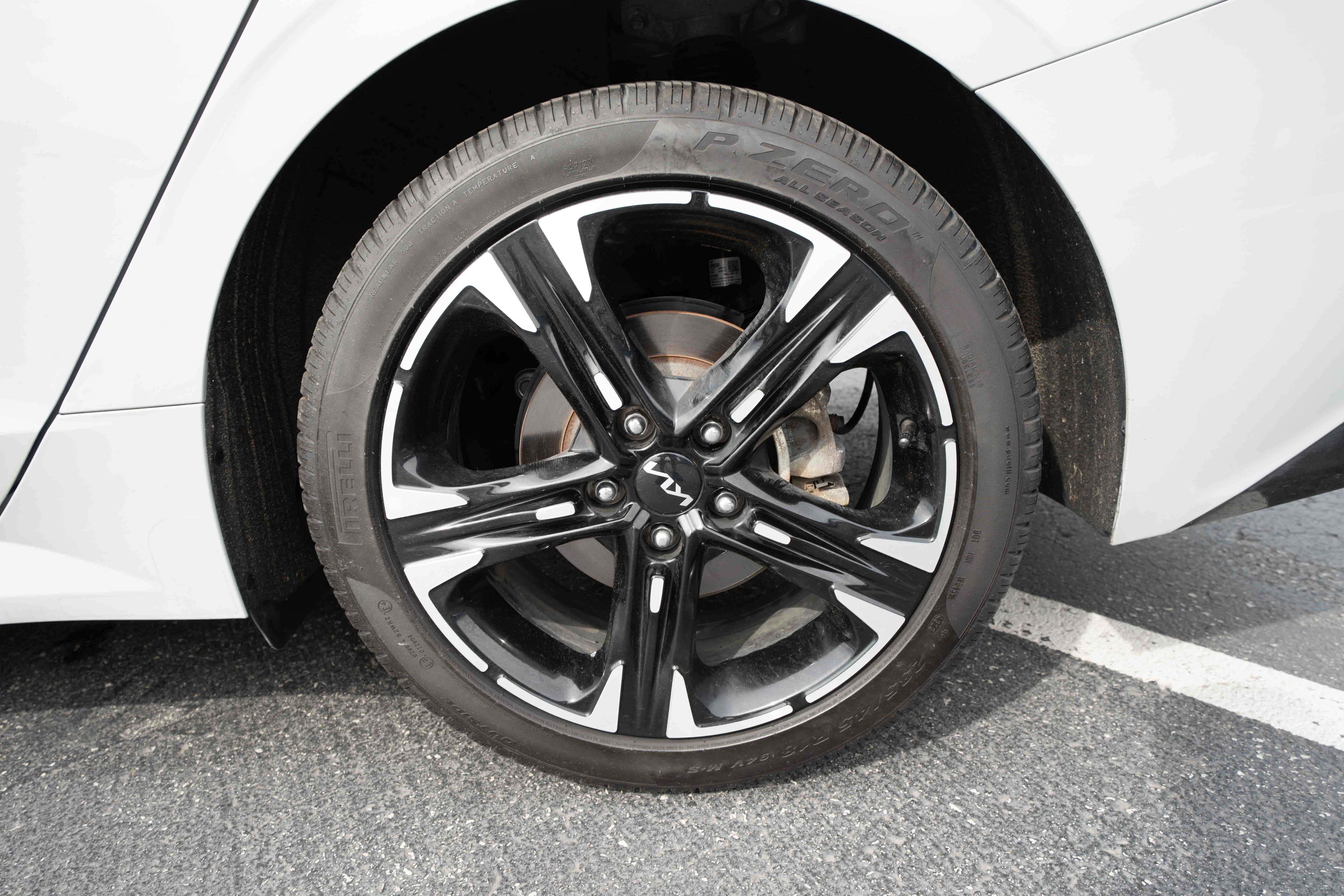 Used 2024 Kia K5 GT-Line AWD/4WD image 28