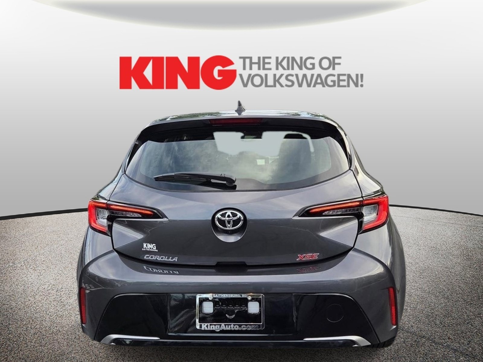 Used 2026 Toyota Corolla XSE FWD image 4