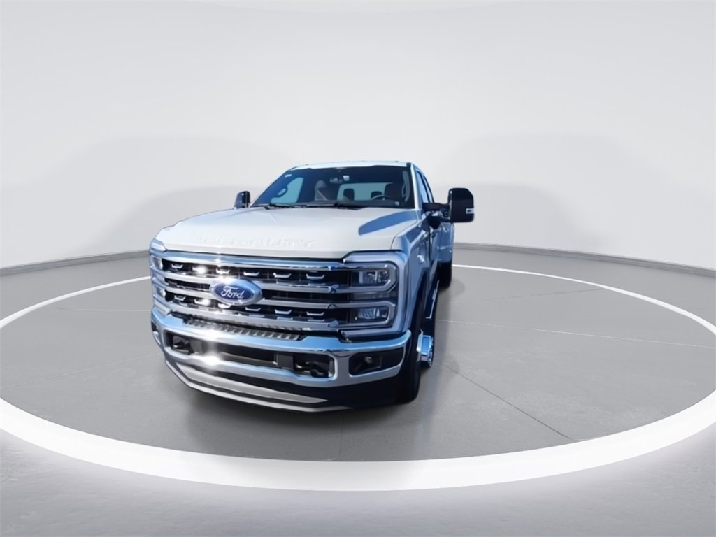 New 2026 Ford F350 Lariat image 3