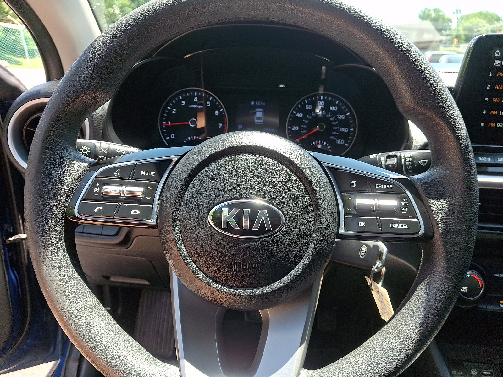 Used 2020 Kia Forte LXS FWD image 25