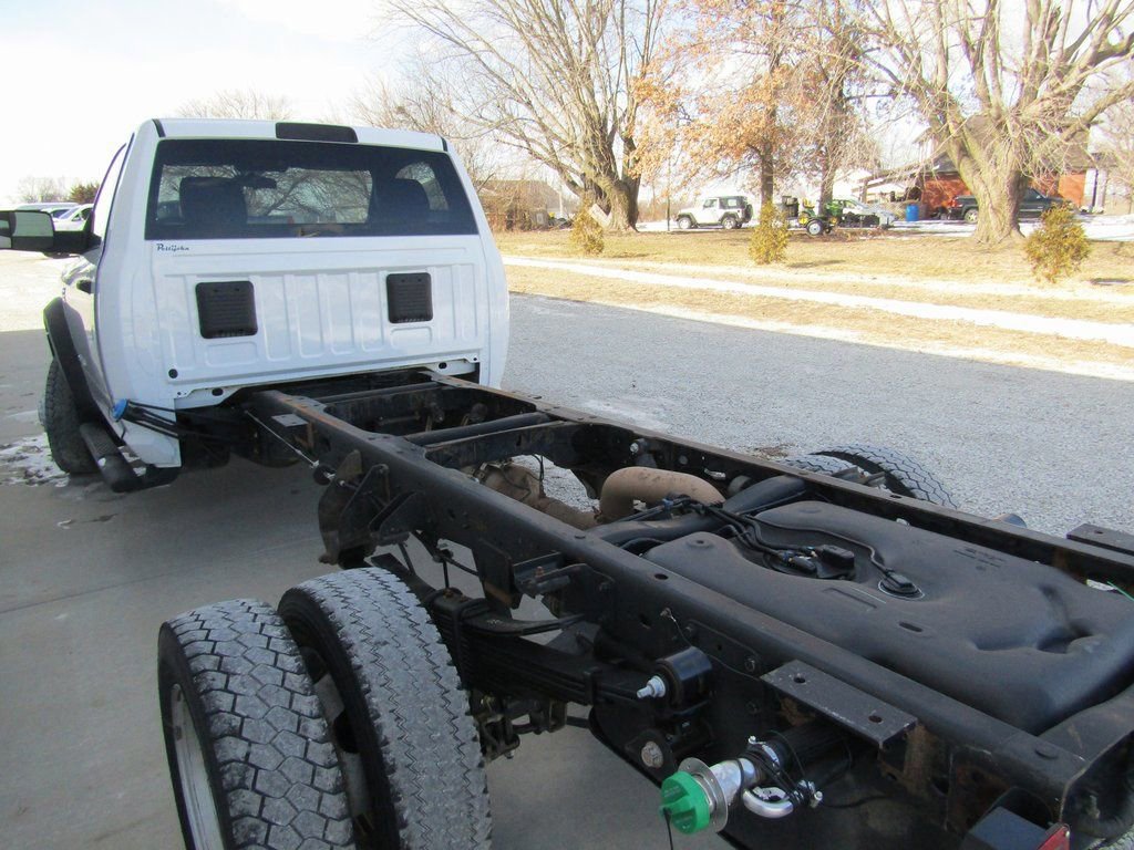 Used 2022 RAM 5500 Tradesman image 25