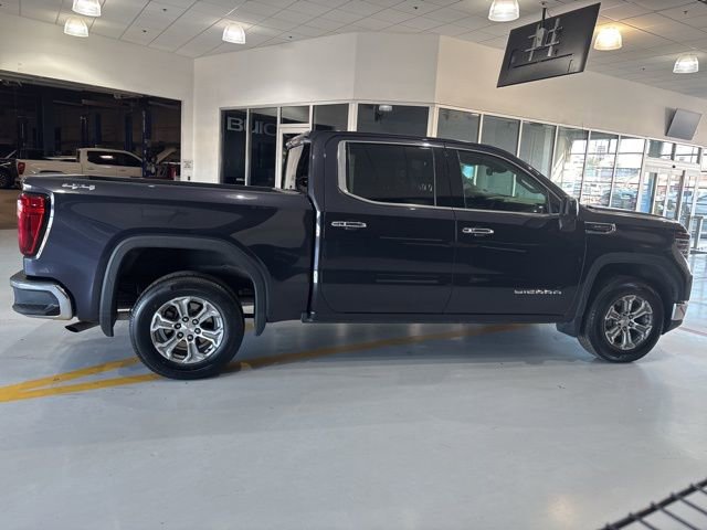 Used 2025 GMC Sierra 1500 SLT image 8