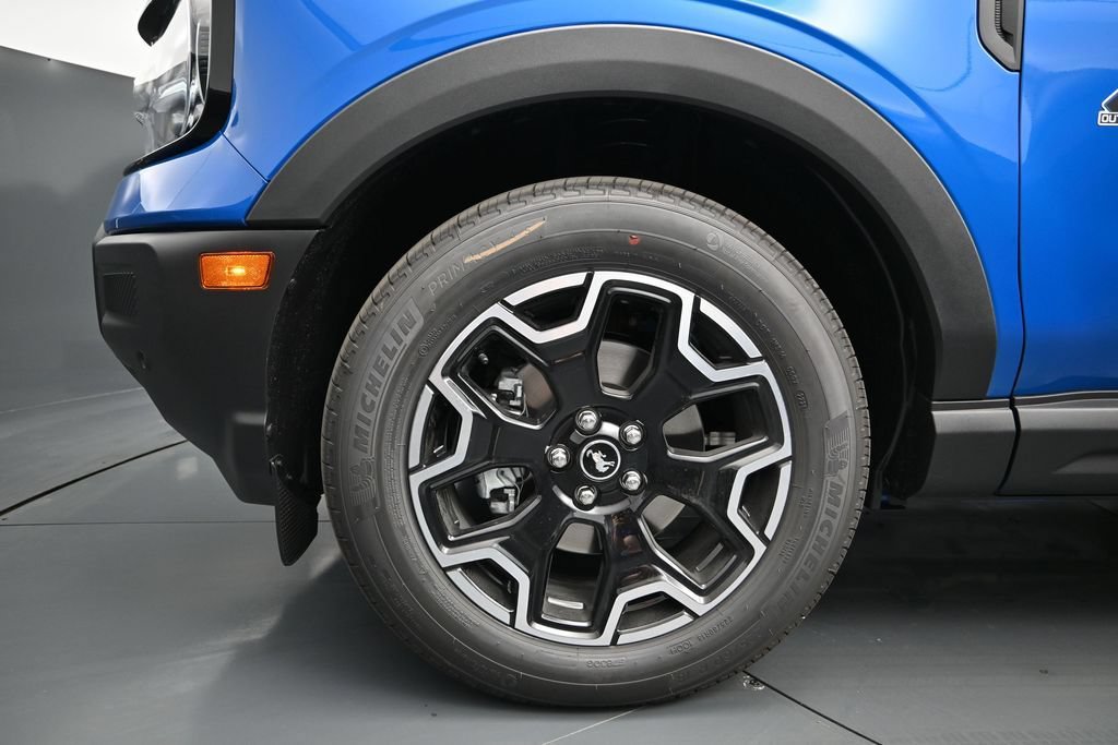 New 2026 Ford Bronco Sport Outer Banks w/ Outer Banks Tech Package+ AWD/4WD image 14